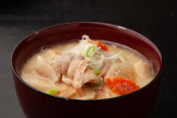 豚肉の粕汁