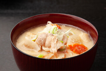 豚肉の粕汁