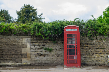 british telephone box