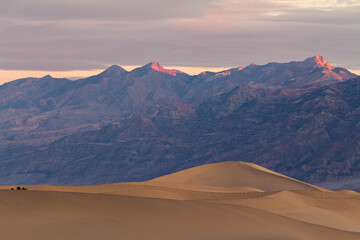 Fototapeta na wymiar Dunes and Mountains