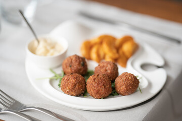 meatballs and chips, Italian recipe