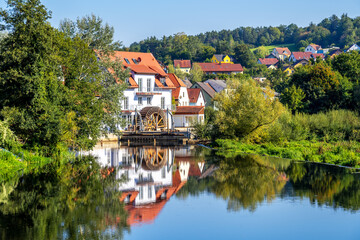 Wohnen am Fluss, Kallmuenz an der Naab, Deutschland 
