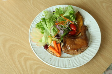 thai spicy salad