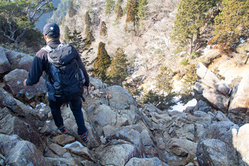 御在所岳登山　中登山道のキレット