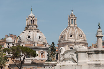 Fototapeta na wymiar View of religious buildings in Rome