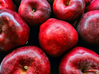 red apples background