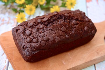 Zucchini Chocolate Chip Loaf Cake 