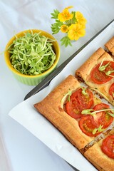 Tomato tart with mung bean sprouts
