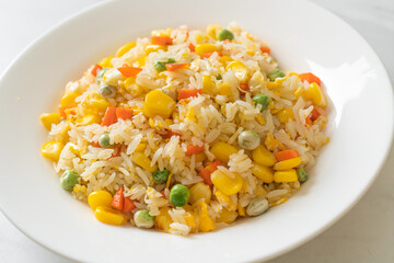 fried rice with mixed vegetable (carrot, green bean peas, corn) and egg