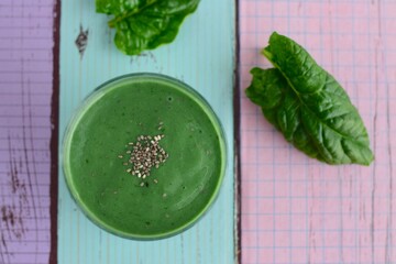 Spirulina spinach green smoothie with chia seeds. 