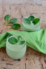Healthy vegan spinach green smoothie