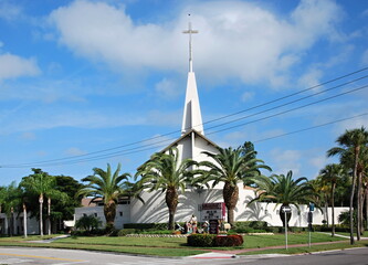 Moderne Kirche in Downtown Sarasota am Golf von Mexico, Florida
