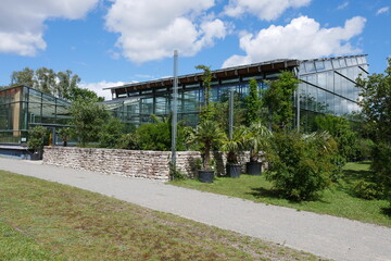 Fototapeta na wymiar Loki-Schmidt-Gewächshaus Botanischer Garten Rostock