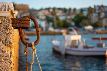 Naklejka premium Hook for tying ships at sea