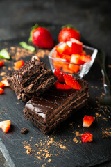 Chocolate cake with fresh strawberries