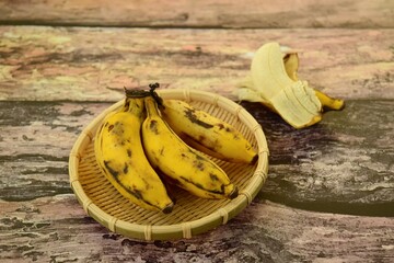 Fresh organic Latundan bananas (Tundan, Silk bananas, Pisang raja sereh, Manzana or Apple bananas) 