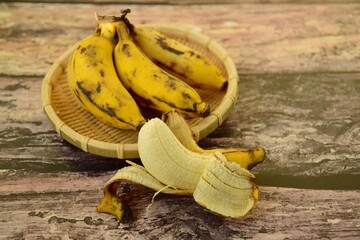 Fresh organic Latundan bananas (Tundan, Silk bananas, Pisang raja sereh, Manzana or Apple bananas) 