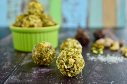 Matcha Date Cashew Coconut Pistachio Energy Balls