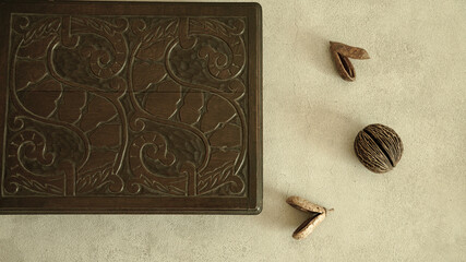 アンティークと実
