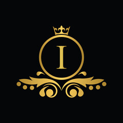 letter I template golden logo Luxury letter with crown. Monogram alphabet . Beautiful royal initials letter. restaurant, food company, shop , boutique template emblem	
