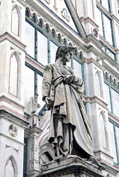Statue of Dante Alighieri, Santa Croce, Florence, UNESCO World Heritage Site, Tuscany