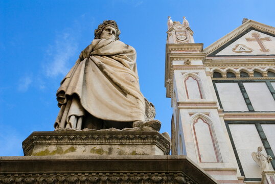 Statue of Dante Alighieri, Santa Croce, Florence (Firenze), UNESCO World Heritage Site, Tuscany