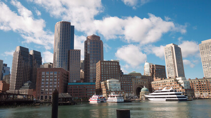 Fototapeta na wymiar Boston skyline in good weather