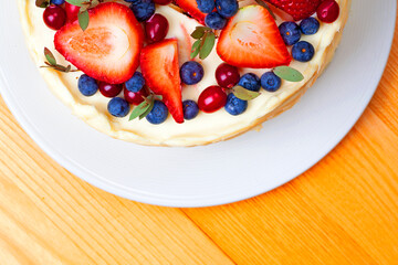 Fototapeta na wymiar very tasty strawberry cake on a plate