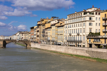 Arno River, The Lungarni are the roads that run along the Arno river in the cities it crosses