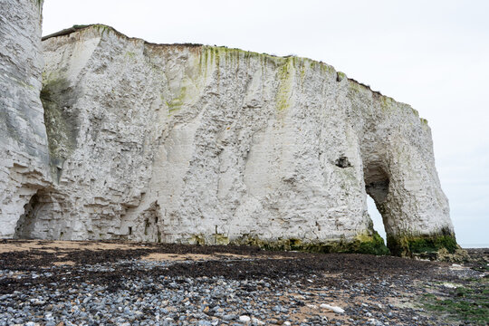 Kingsgate Bay Sea Arch landscape