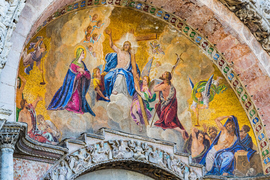 ITALY, VENICE - 5 SEPTEMBER, 2018: Details of the interior of St. Mark's Basilica in Venice.
