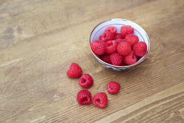 raspberries in a bowl
