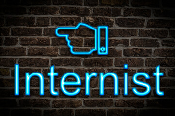 Leuchtreklame Internist