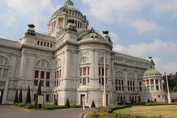 Fototapeta premium ananta samakhom palace in bangkok (thailand)