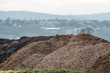 Rindenmulch aus Baumschnitt Gartenabfällen