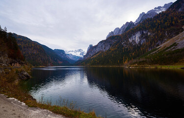 Fototapeta na wymiar Gosausee lake landscape with Dachstein mountains in Austrian Alps. Salzkammergut region.
