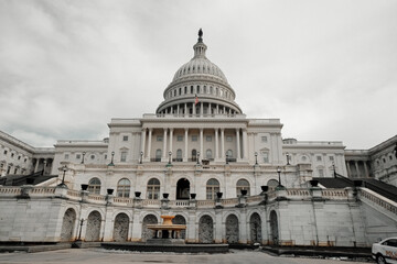 Obraz premium WASHINGTON DC, USA - JANUARY 9, 2018: United States Capitol Building in Washington DC