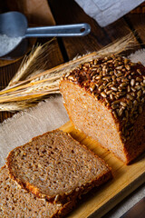Moist wholemeal bread, crushed or ground whole grain