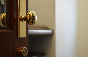 door handle and key
