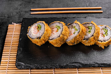 baked sushi rolls with tuna
