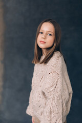 Obraz premium Fashion stylish caucasian girl portrait in studio 