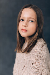 Naklejka premium Fashion stylish caucasian girl portrait in studio 