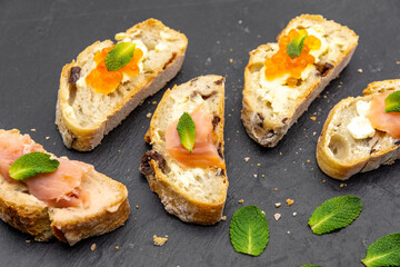 fish salmon bruschetta