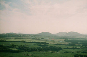 Naklejka premium Low mountain in jeju island
