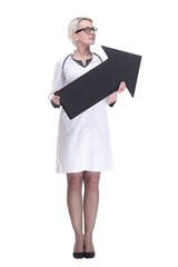 female medic with an arrow pointing in the right direction.