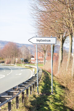 Schild Impfzentrum