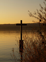 Sonnenuntergang am Kreuz