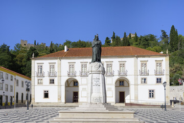 Tomar city Hall, Gualdim Pais statue on Republic square, Tomar, Santarem district, Portugal