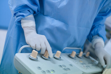 Physician 's hand control machine for the operation in operating room