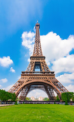 Fototapeta na wymiar Eiffel Tower and Field of Mars, Paris, France
